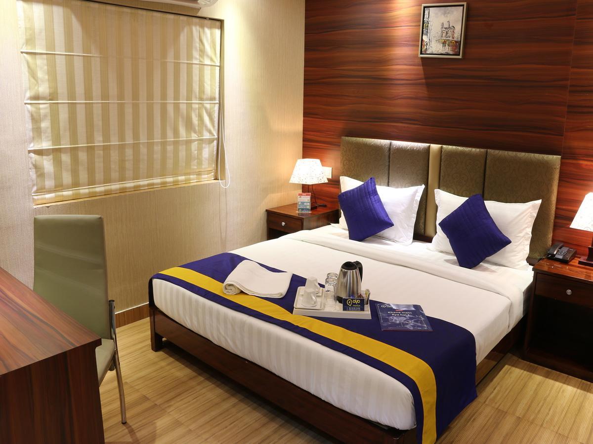 Oyo 662 Hotel Comfotel โกลกาตา ภายนอก รูปภาพ