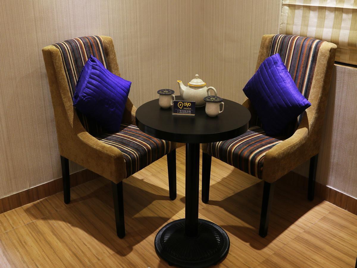 Oyo 662 Hotel Comfotel โกลกาตา ภายนอก รูปภาพ