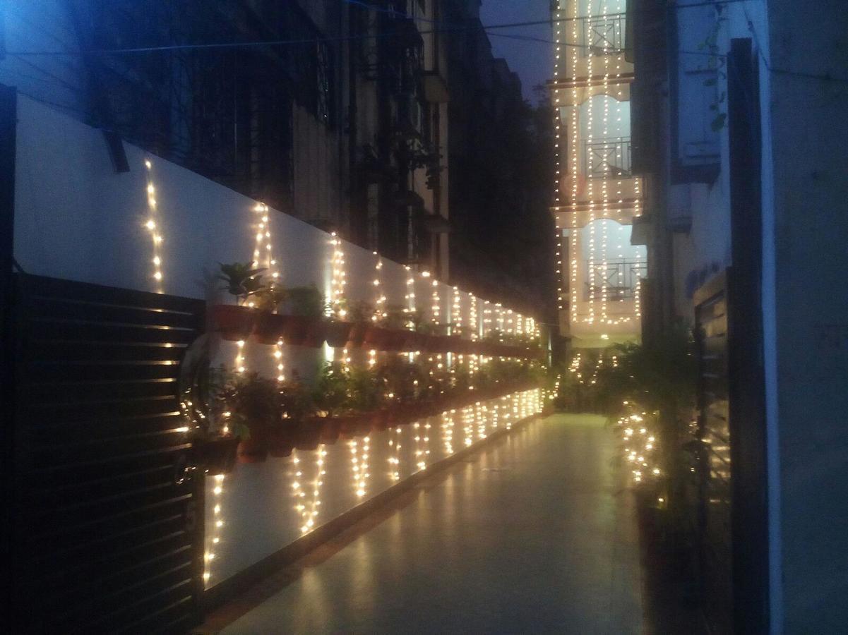 Oyo 662 Hotel Comfotel โกลกาตา ภายนอก รูปภาพ